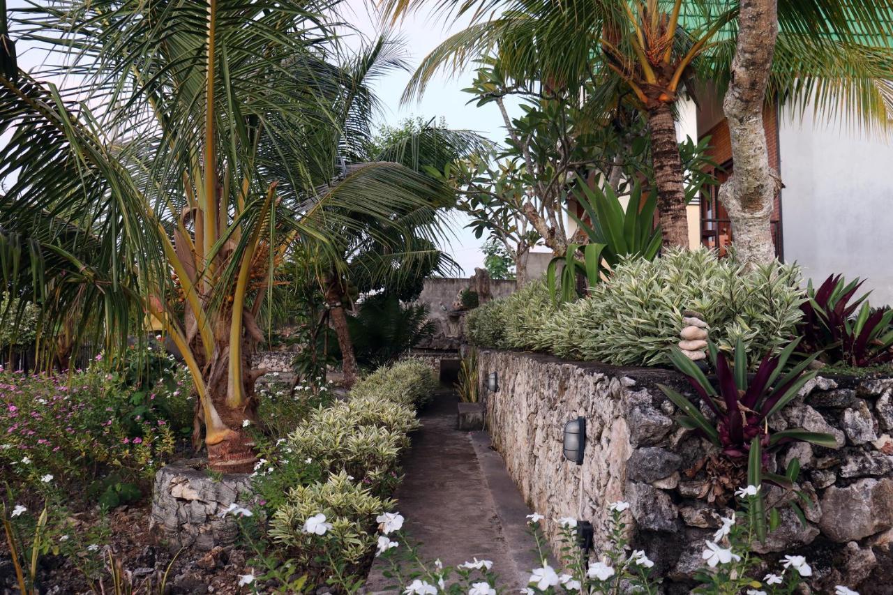 Hotel Sunny Point Penida Ped Esterno foto