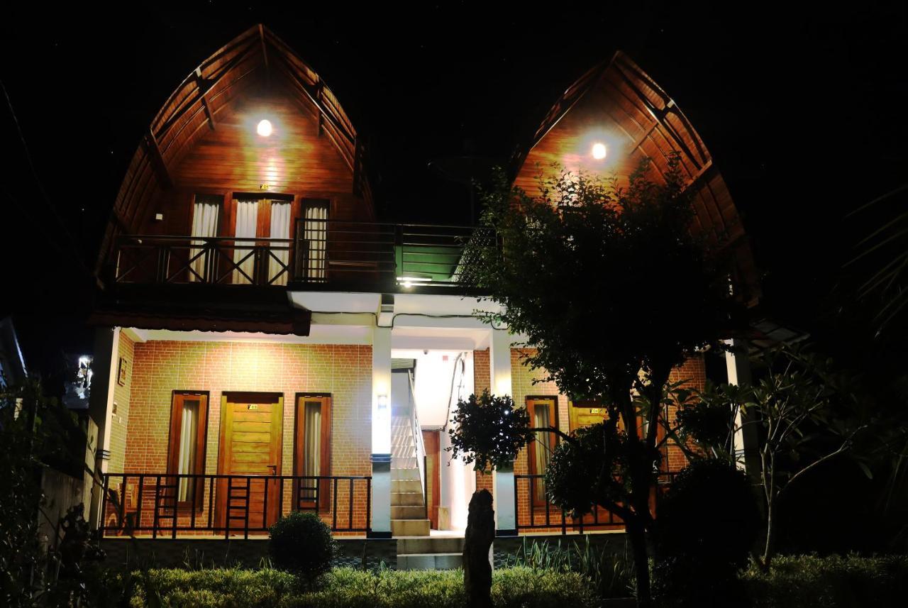 Hotel Sunny Point Penida Ped Esterno foto